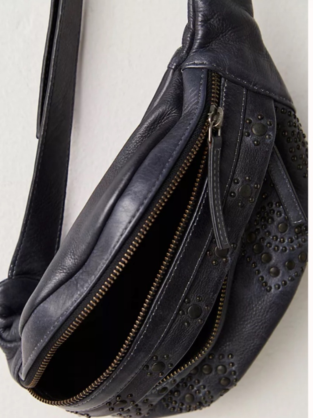 Free People Ana Adorned Sling Bag in Black NWT $98R - Picture 3 of 9
